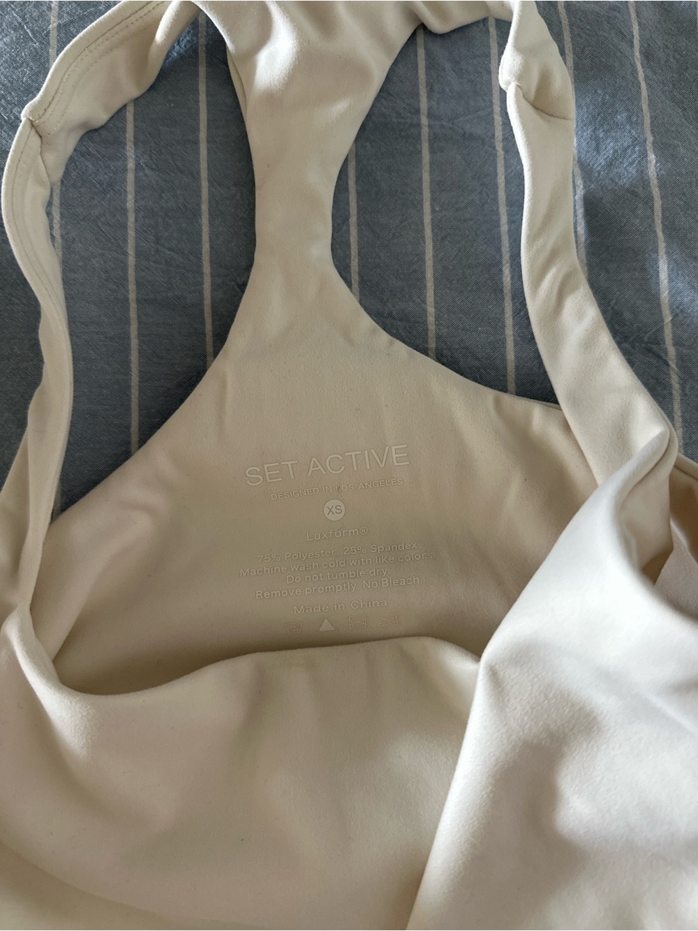 Set Active Off White Racerback Bra - Picture 3 of 3